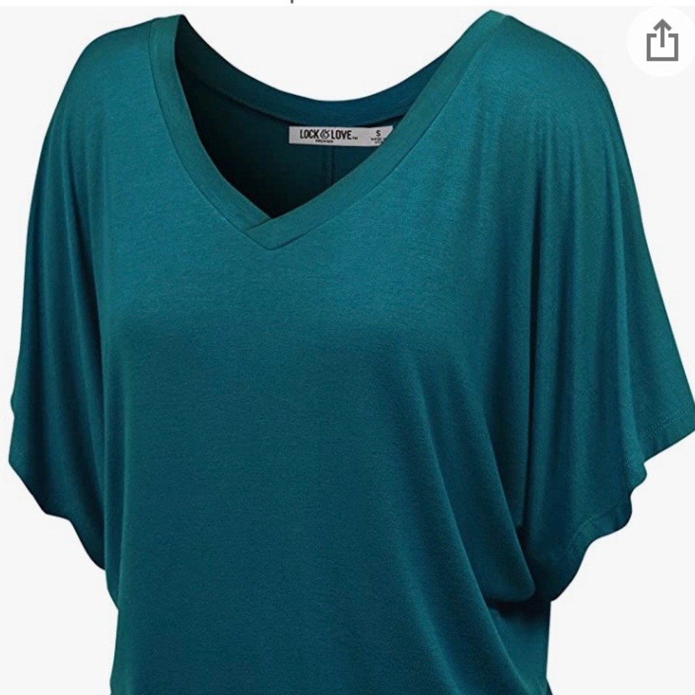 Lock & Love NWOT
L- teal shirt fits more like a 1x